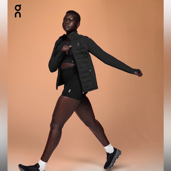 On Running Jackets & Blazers - Run on clouds climate jacket black size large in excellent like-new condition
